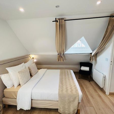 Superbe Appartement Avec Jardin Et Parking Prive Ris-Orangis Exterior foto