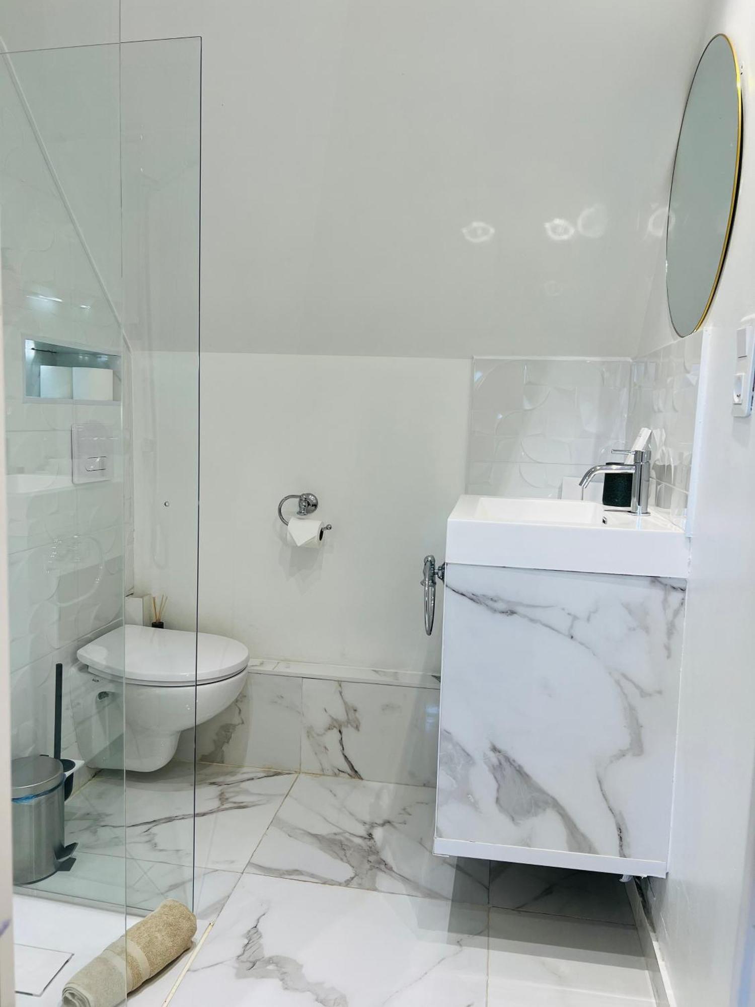 Superbe Appartement Avec Jardin Et Parking Prive Ris-Orangis Exterior foto